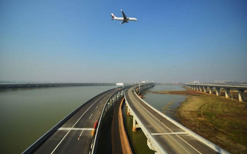 武汉天河机场第二公路.jpg